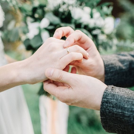 10 Tips on How to Plan a Wedding