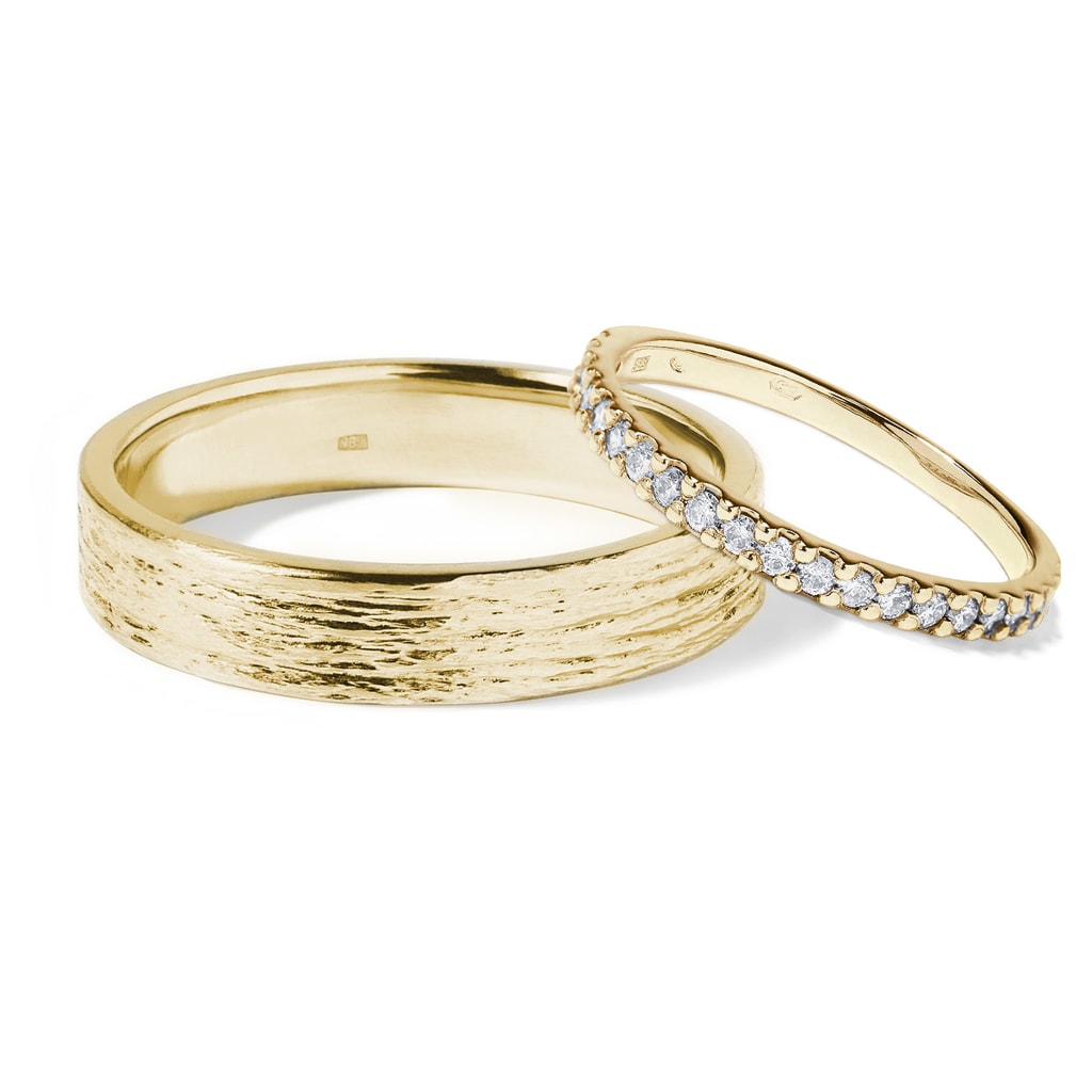 anneaux  de  mariage  en or avec diamants KLENOTA